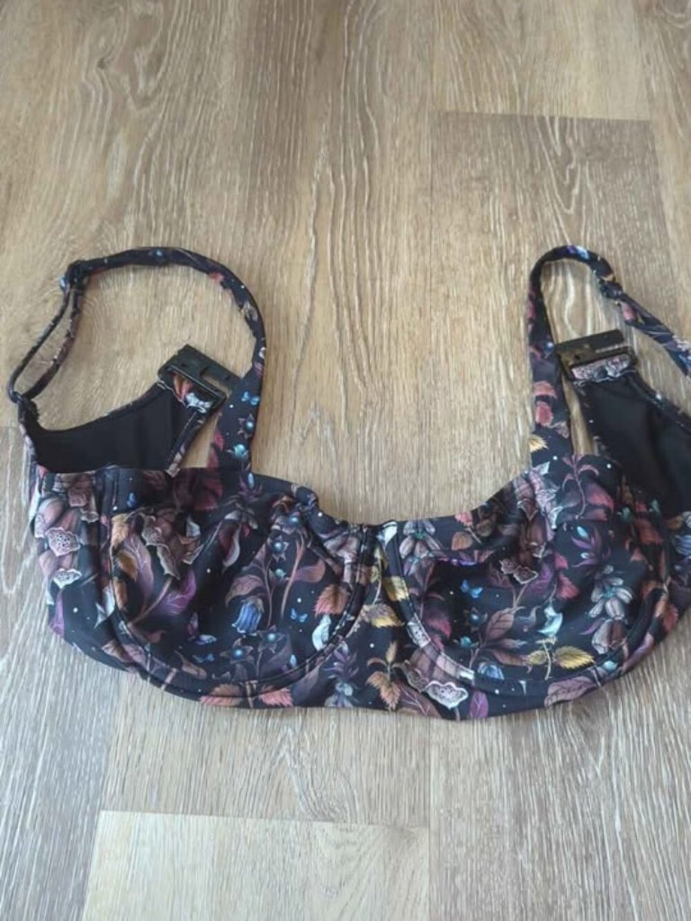 Disturbia Women's Black Floral Underwire Bikini Top